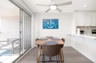 Photo #3: 240027439 Listing