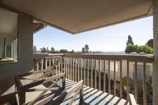 Photo #6: 240027439 Listing