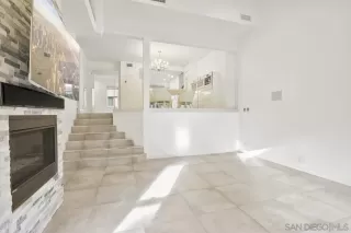 Photo #3: 240027463 Listing 