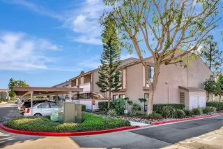 Photo #1: 240027499 Listing 