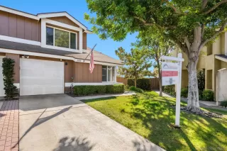 Photo #1: 240027536 Listing