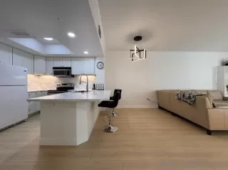 Photo #5: 240027575 Listing 