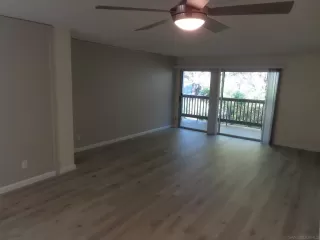 Photo #2: 240027595 Listing