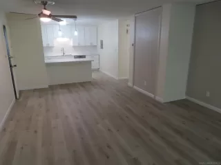 Photo #4: 240027595 Listing