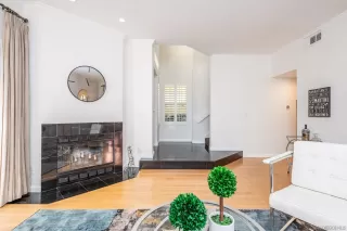 Photo #2: 240027611 Listing 