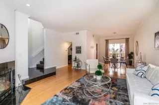 Photo #5: 240027611 Listing 