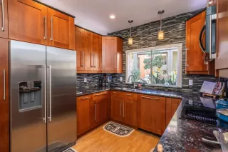 Photo #6: 240027611 Listing 