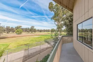 Photo #2: 240027617 Listing 