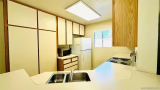 Photo #4: 240027618 Listing