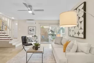 Photo #5: 240027654 Listing