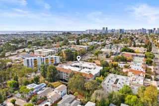 Photo #5: 240027660 Listing