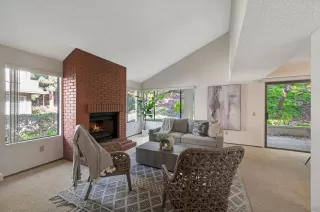 Photo #5: 240027662 Listing 