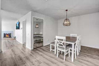 Photo #3: 240027666 Listing