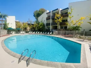 Photo #2: 240027684 Listing 