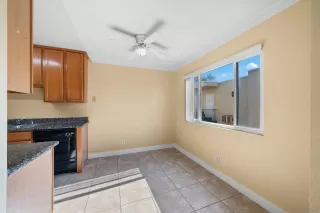 Photo #4: 240027744 Listing