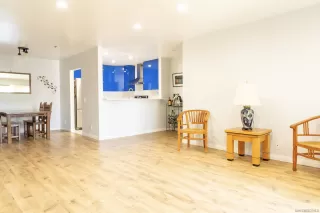 Photo #3: 240027854 Listing