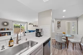 Photo #3: 240027874 Listing