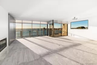 Photo #4: 240027885 Listing