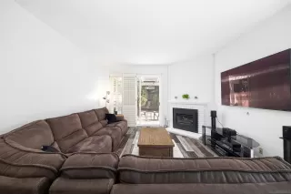 Photo #2: 240027896 Listing 