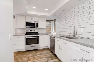 Photo #1: 240027910 Listing 