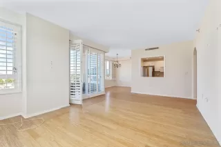 Photo #6: 240027937 Listing 