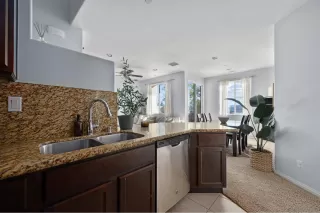 Photo #6: 240027938 Listing