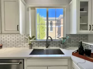 Photo #5: 240027939 Listing 