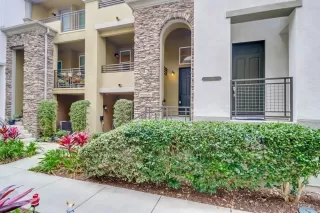 Photo #1: 240027952 Listing