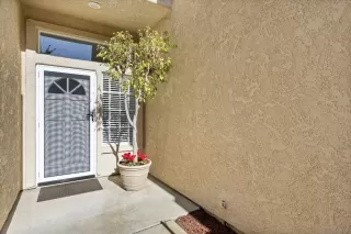 Photo #3: 240027996 Listing