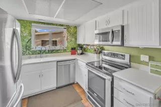 Photo #3: 240028006 Listing 