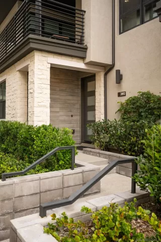 Photo #5: 240028007 Listing