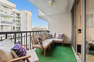 Photo #6: 240028069 Listing