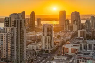 Photo #3: 240028109 Listing