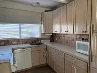 Photo #4: 240028124 Listing