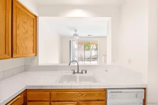 Photo #5: 240028127 Listing