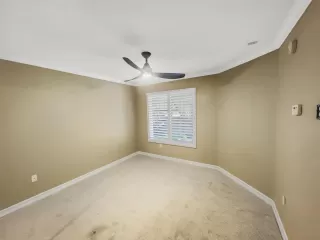 Photo #4: 240028143 Listing