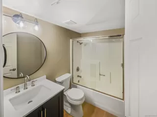 Photo #6: 240028143 Listing