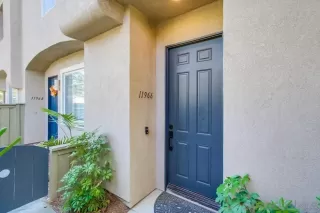 Photo #2: 240028144 Listing