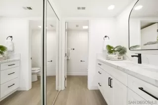 Photo #4: 240028154 Listing