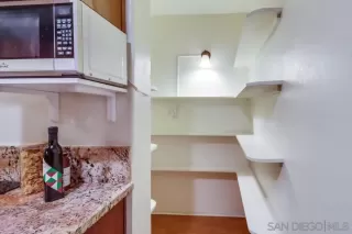 Photo #5: 240028193 Listing