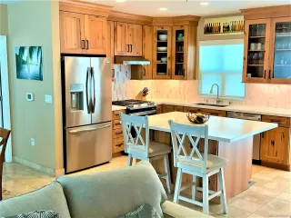 Photo #5: 240028233 Listing