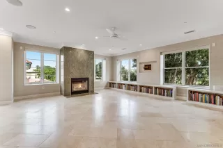 Photo #3: 240028234 Listing