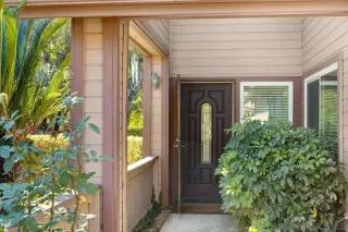 Photo #2: 240028260 Listing 
