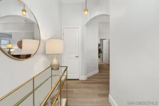 Photo #2: 240028289 Listing