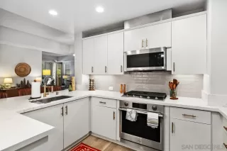 Photo #3: 240028289 Listing