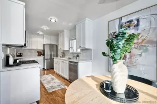 Photo #6: 240028315 Listing