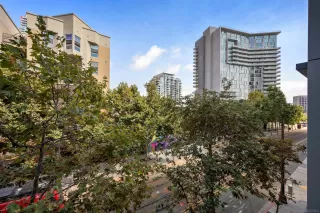 Photo #1: 240028336 Listing 