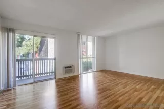 Photo #5: 240028347 Listing 