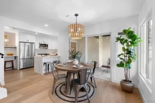 Photo #6: 240028354 Listing