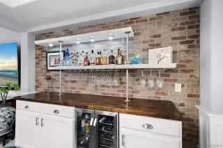 Photo #5: 240028382 Listing 